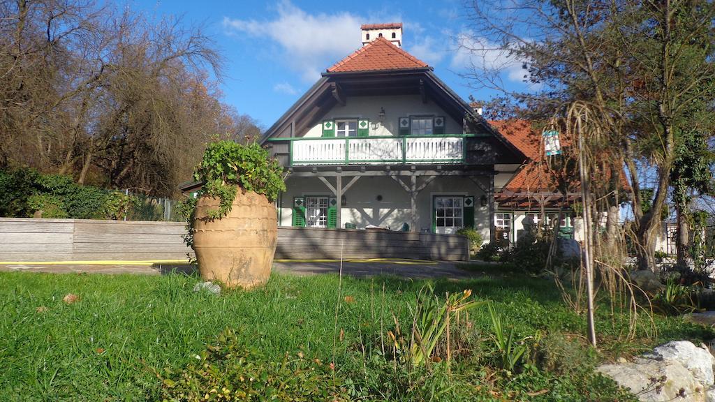 Hotel Hirschenhof Graz Esterno foto